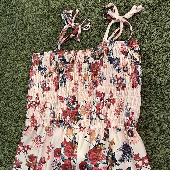 AVA & YELLY Smocked Bodice Floral Jumpsuit - Picture 7 of 7